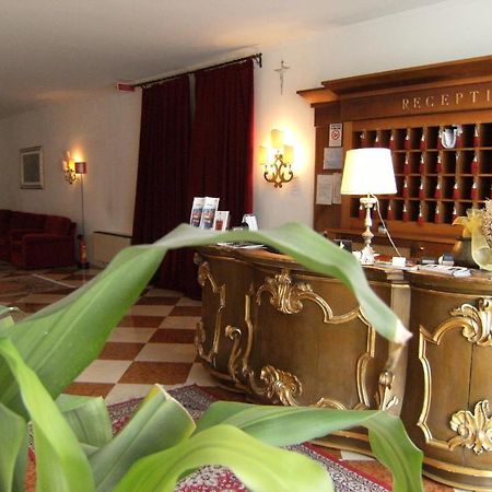 Hotel Europa Udine Kültér fotó