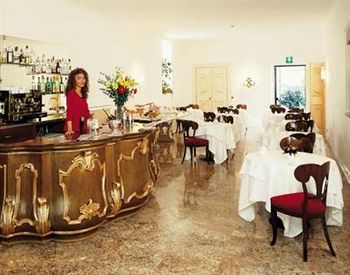 Hotel Europa Udine Kültér fotó